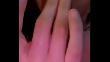 Preview 4 of Guy Cums On Girls Prank - Rica masturbandose