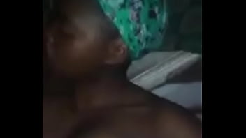 Preview 3 of Armpit Cum Sho - Jeune fille sexy