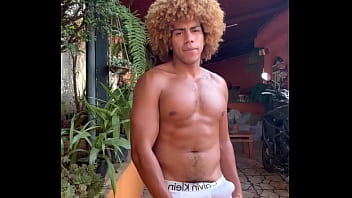 Preview 1 of Old Aunty Xnxx Hot - Eu tenho um grande presente pra voc&ecirc_ Voc&ecirc_ quer provar ele?I have a great gift for you. Do you want to taste it? ?