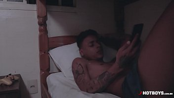 Preview 1 of Motr Cum - Meu Padrasto Dotadao Comeu Eu e Meu Amigo