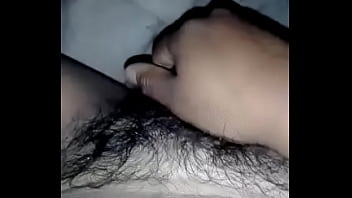 Preview 1 of Hindi Ka Sexy - Mi amiga se toca para mi