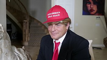 Preview 3 of Xxx All Bf Vedio Suniloni Yutyub - Deepthroat Diplomacy - With Donald and Ivanka Trump