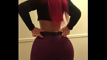 Preview 3 of Rdxhd Me Sexy - Morena gostosa pants red hair