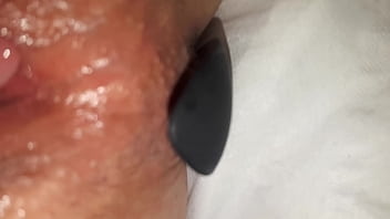 Preview 4 of Pinay First Meet Sex - Komplett ausgef&uuml_llt mit Plug ausschei&szlig_en