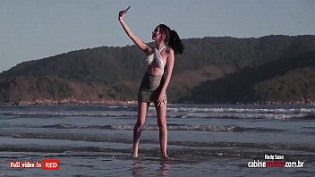 Preview 1 of Buy Butcom - Ninfeta safada fodendo com um coroa sortudo! TRAILER