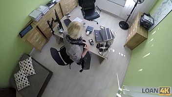 Preview 2 of Ssbd Www - LOAN4K. Belle jeune femme donne une t&ecirc_te et &eacute_carte les jambes dans le bureau de pr&ecirc_t