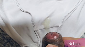 Preview 4 of 1st Time Xxx Video Hd 2017 - Me masturb&eacute_ y me vine sobre los panties blancos usados de mi amiga enfermera