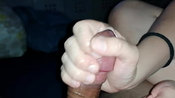 Preview 2 of Mom And Son Fuck With Condoms - Batendo uma para mim