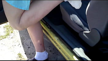 Preview 4 of Hot Yoga Sexx Video - Das Beste von Zeraphine73 F&uuml_&szlig_en im Auto