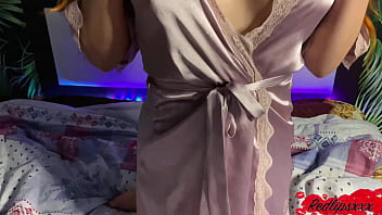 Preview 1 of Mommmxx - Girlfriend Blowjob and Passionate Doggystyle - Homemade