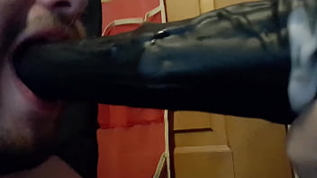 Preview 4 of Top Vidyo - Deepthroating large Chance
