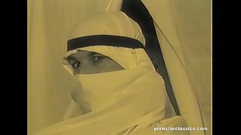 Preview 1 of Latina Ir Orgasm - The Jizz Swinger