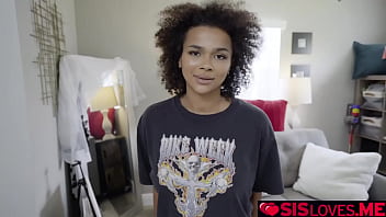 Preview 2 of P Hub - What a nice way to have a nice greeting from sexy stepsister