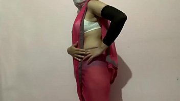 Preview 1 of X Art Fox - सिमरन भाभी ने साड़ी उतार दी