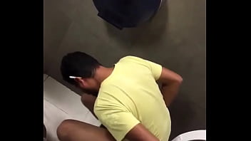 Preview 3 of Chinse Sleepin - maduro en ba&ntilde_o