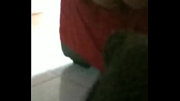Preview 2 of Cruval Fuk - Filmando o shortinho da minha irm&atilde_ mais nova