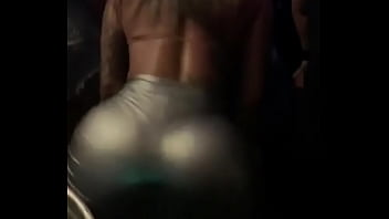 Preview 1 of Xty Videos - Mulher mais gostosa do mundo em 2020 rebolando.