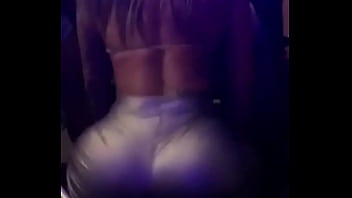 Preview 4 of Xty Videos - Mulher mais gostosa do mundo em 2020 rebolando.