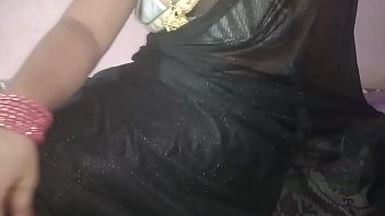 Preview 1 of First Time Sex Pain Full Blood - जबरदस्ती मालकीन को चोदा !