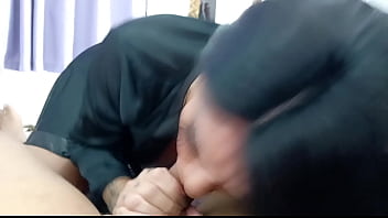 Preview 4 of Ngewe Memek Di Emut - Chupando o Militar Dotado