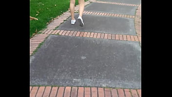 Preview 1 of Eva Mardes - Encontr&eacute_ algo en mi salida al parque