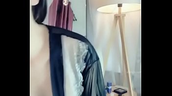Preview 4 of Mom And Mom Lesbsin Sex - 蜜桃臀女友 28