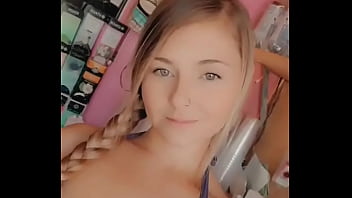 Preview 1 of Daanalexa - Instagram