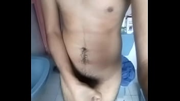Preview 2 of Hd Mami Sex Video Vids - Chico se masturba bien rico