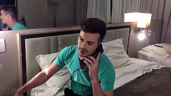 Preview 1 of Assh Ley - Room service completo!