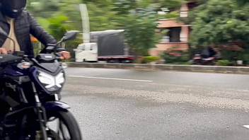 Preview 1 of Chiming Mom - Desconocido me lleva a casa en su moto y se cobra el viaje con mi gran culo