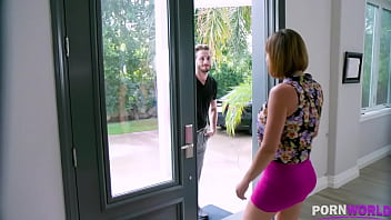 Preview 1 of Little Boy Sex Big Sister - Anal Addicted American Babe Gets Her Ass Annihilated GP1526