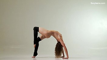 Preview 3 of Mia Milks A - Flexible curly haired beauty Ursula Fe