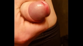 Preview 3 of Handjob On Her Lap - Jetzt wird schnell gewichst.