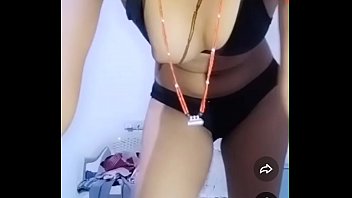 Preview 1 of Bhabhi Open Bath - Desi girl nude for money