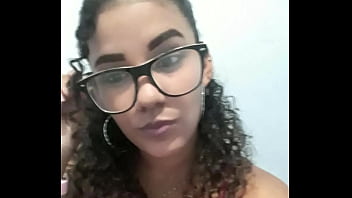 Preview 2 of Edu Lesson - Amanda do grupo
