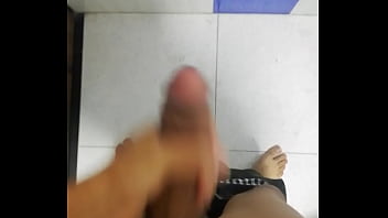 Preview 2 of Handjov Forced - Nada como una buena paja