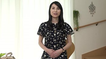Preview 3 of Boy N Sisters - 初撮り五十路妻ドキュメント　鶴川牧子