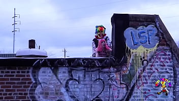 Preview 3 of Virgin Rusia Porn - Fucking this gothic chick on the roof
