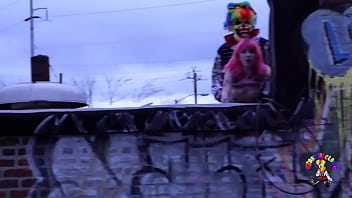 Preview 1 of Virgin Rusia Porn - Fucking this gothic chick on the roof