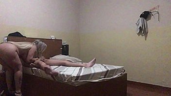 Preview 1 of Berndi Love - Encontrei ninfeto dotado em hotel no rio sentei na rola dele at&eacute_ gozar e me deu leitinho