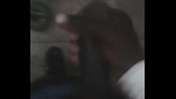 Preview 2 of Mom Blackmail Slipping - Video de v&eacute_rification
