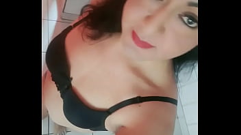 Preview 1 of Sunny Leoven Wwe Raw - Daniela chorrillos