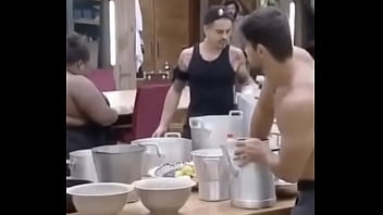 Preview 1 of Yujzz - Jojo comendo o cu do Biel na Fazenda por aproxiamdamente 1 min