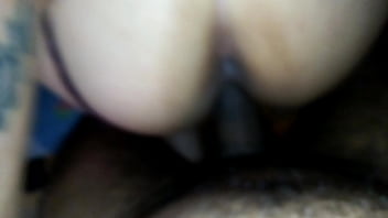 Preview 1 of Monesha Kairala - Mayhot cabalgando rico