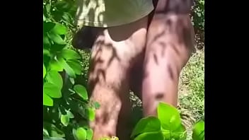 Preview 4 of Xxxxx Assam Video Hot Sexi Mal - Dando o c&uacute_ no mato,  a pic&atilde_o no sem camisinha dando o rabo