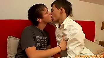 Preview 1 of Rusene Bf - Seductive twink Colby Bonds cock sucked before nasty cumshot