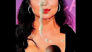 Preview 3 of Alexis Texas Roommate - Auli&#039_i Cravalho Cumtribute 2