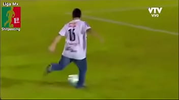 Preview 1 of O Minora De 16 Ani Dezvirginata - Joven down elimina a M&eacute_xico del mundial 2014
