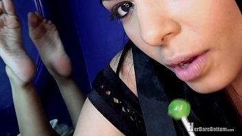 Preview 1 of Czech Coward - Giselle Humes &quot_Heat&quot_
