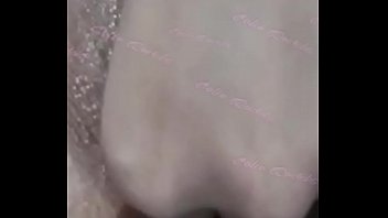 Preview 3 of Iyot Sa Pinay Na Virgin - Excitada y viniendome le envi&oacute_ un video a